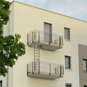Geil, gleich 2 Balkons