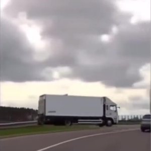 Unbekannter RDWler auf dem Weg zur nächsten Con