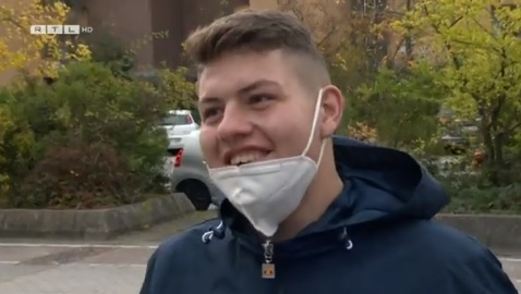 754.jpg