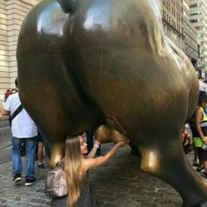 Gnihihi