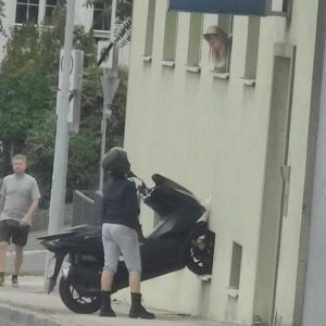 Darf ich den Führerschein gleich da lassen?