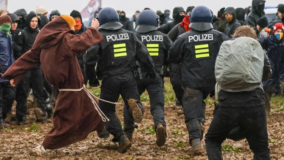1A Hurensohn