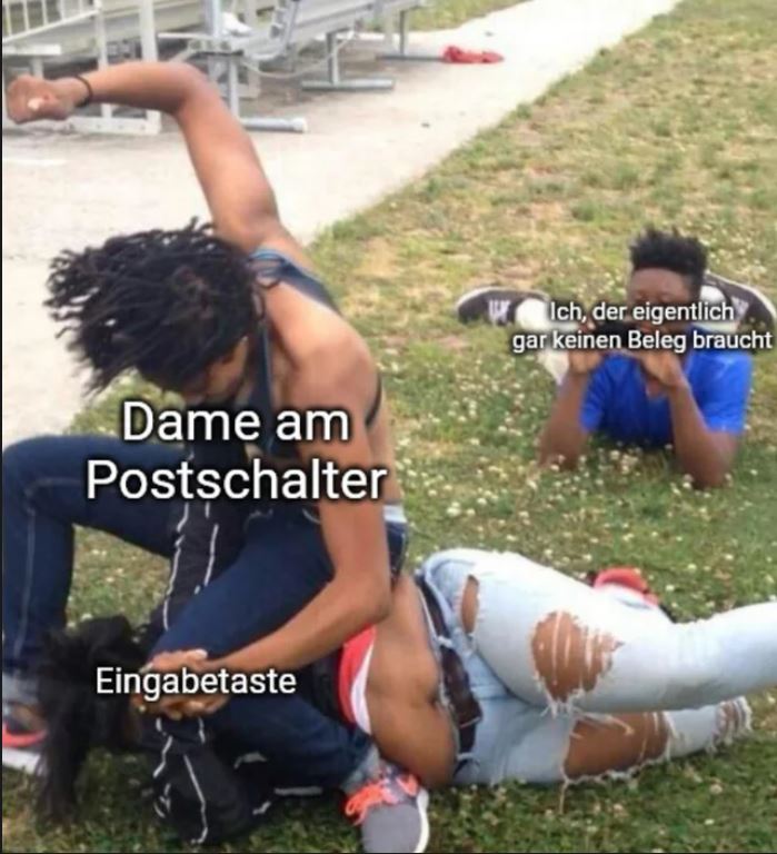 dame am postschalter